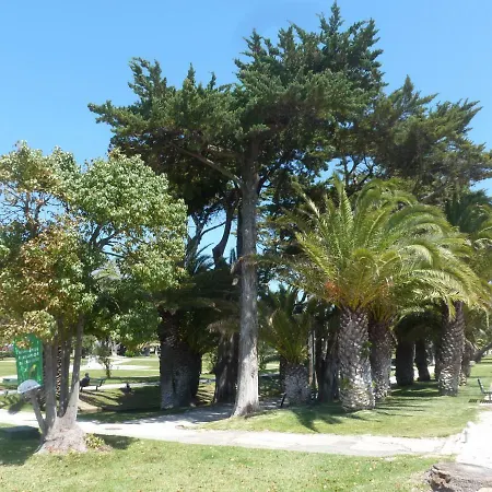 Cascais-estoril Beachfront Apartment
