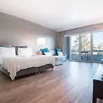 Cascais-estoril Beachfront * 에수투릴