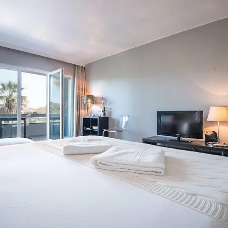 Апартаменты Cascais-estoril Beachfront *