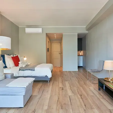 Апартаменты Cascais-estoril Beachfront Эшторил