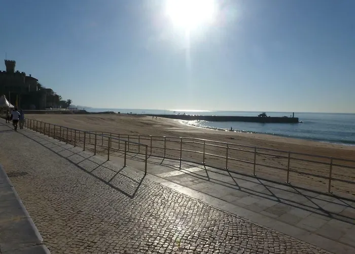 Daire Cascais-estoril Beachfront *
