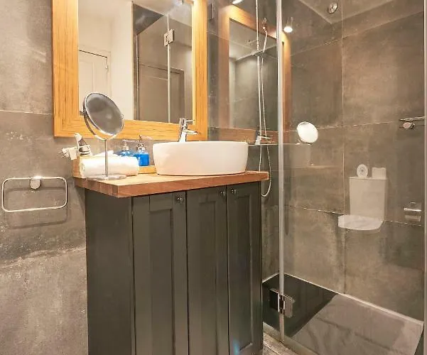 Daire Cascais-estoril Beachfront Estoril