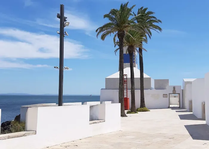 Cascais-estoril Beachfront شقة