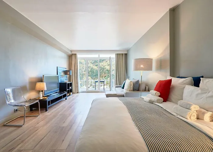 Cascais-estoril Beachfront Daire